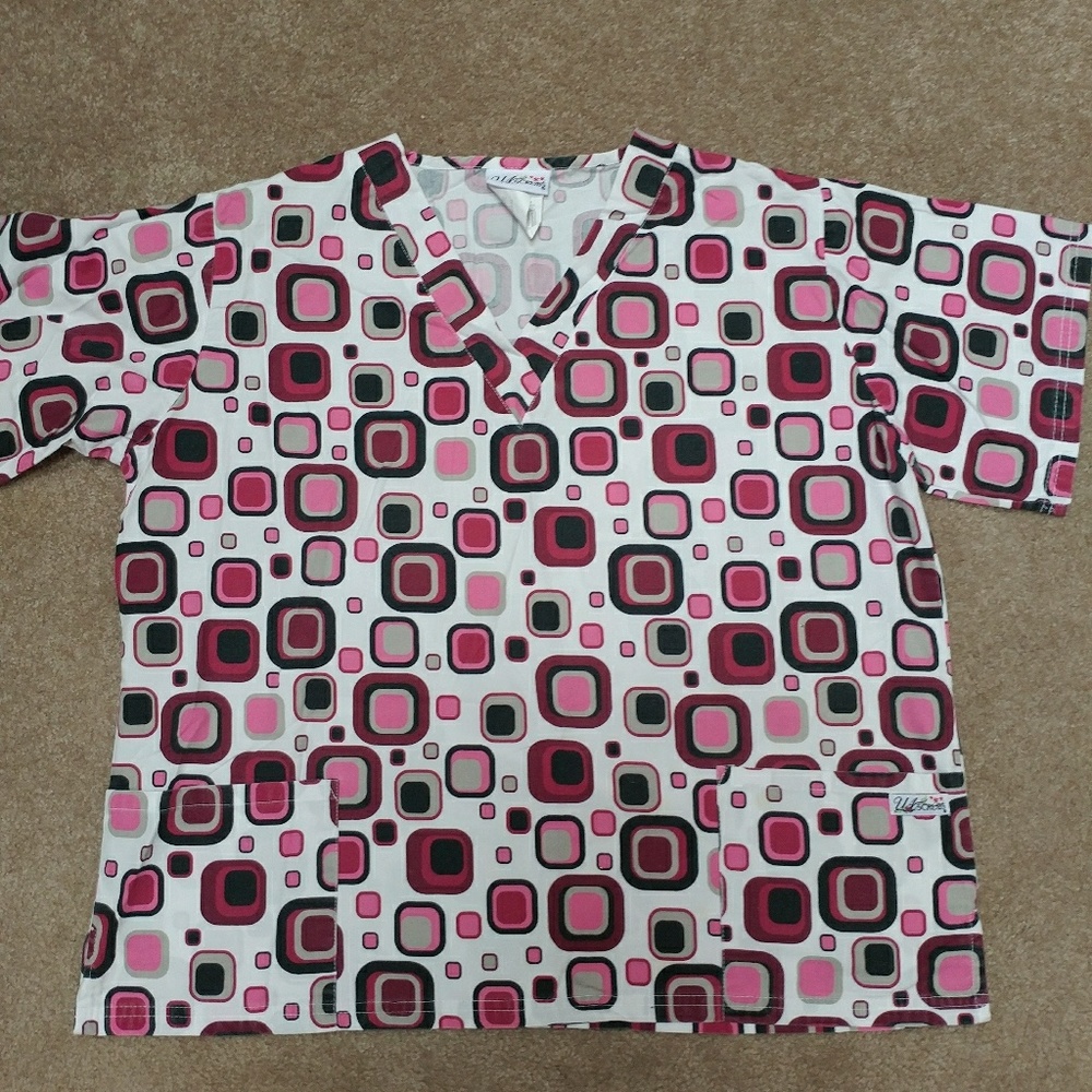 Scrub top